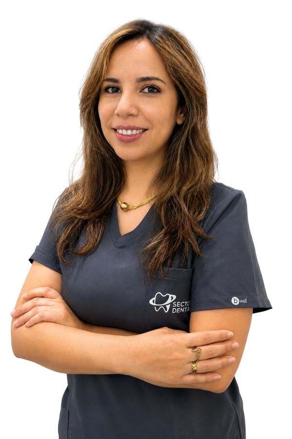 Dra. Leidy Paola Hernández, Odontología general y Periodoncia en Clínica Sector Dental